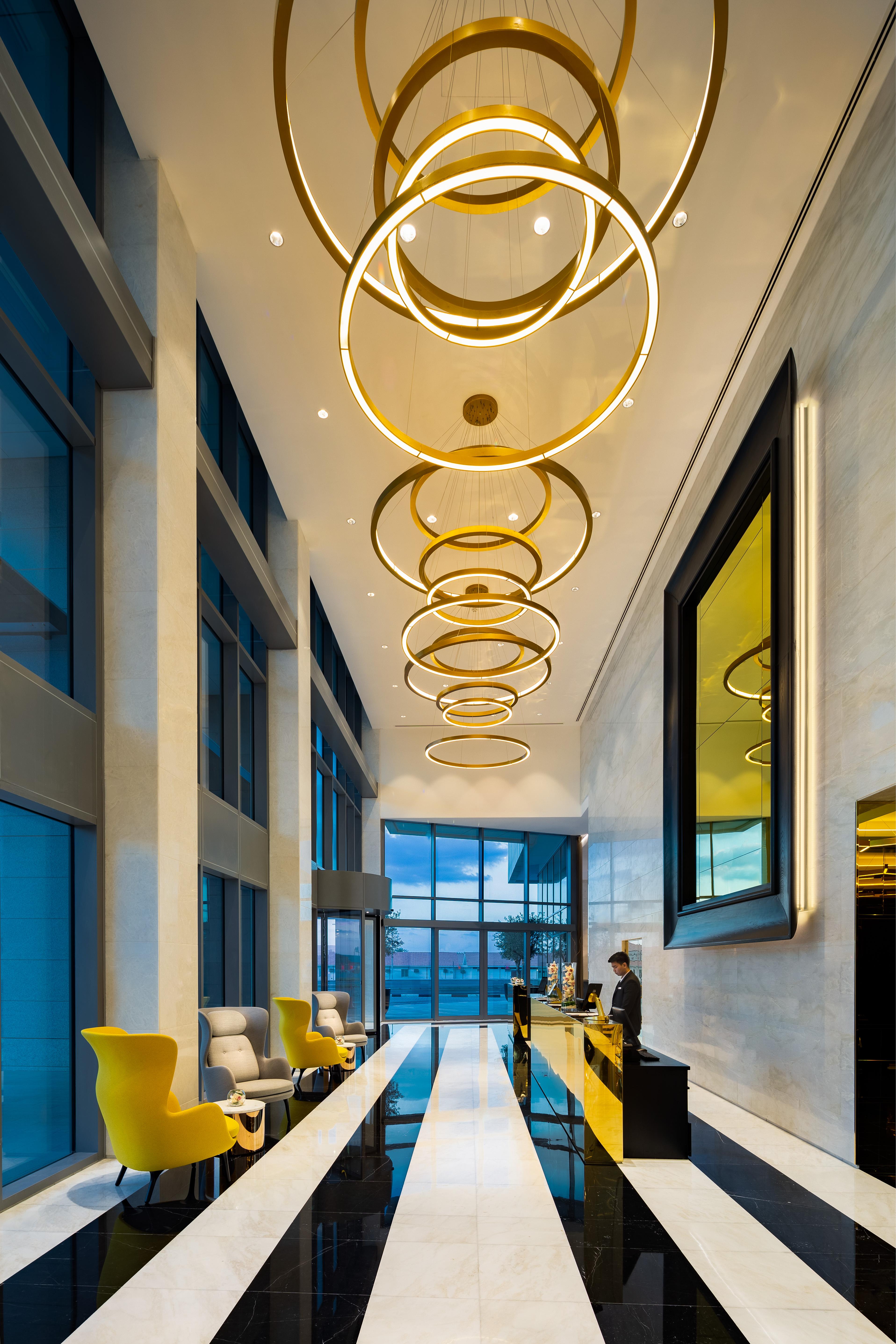 มิลเลนเนียม เอเตรีย บิสซิเนส เบย์ Aparthotel ดูไบ ภายนอก รูปภาพ The interior of the hotel